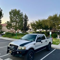 2004-2008 f150 front Bumper with lights and winch