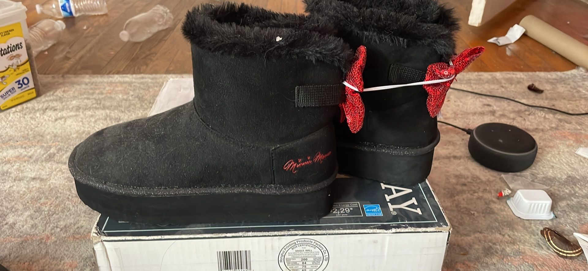 Women’s Minnie Mouse Boots