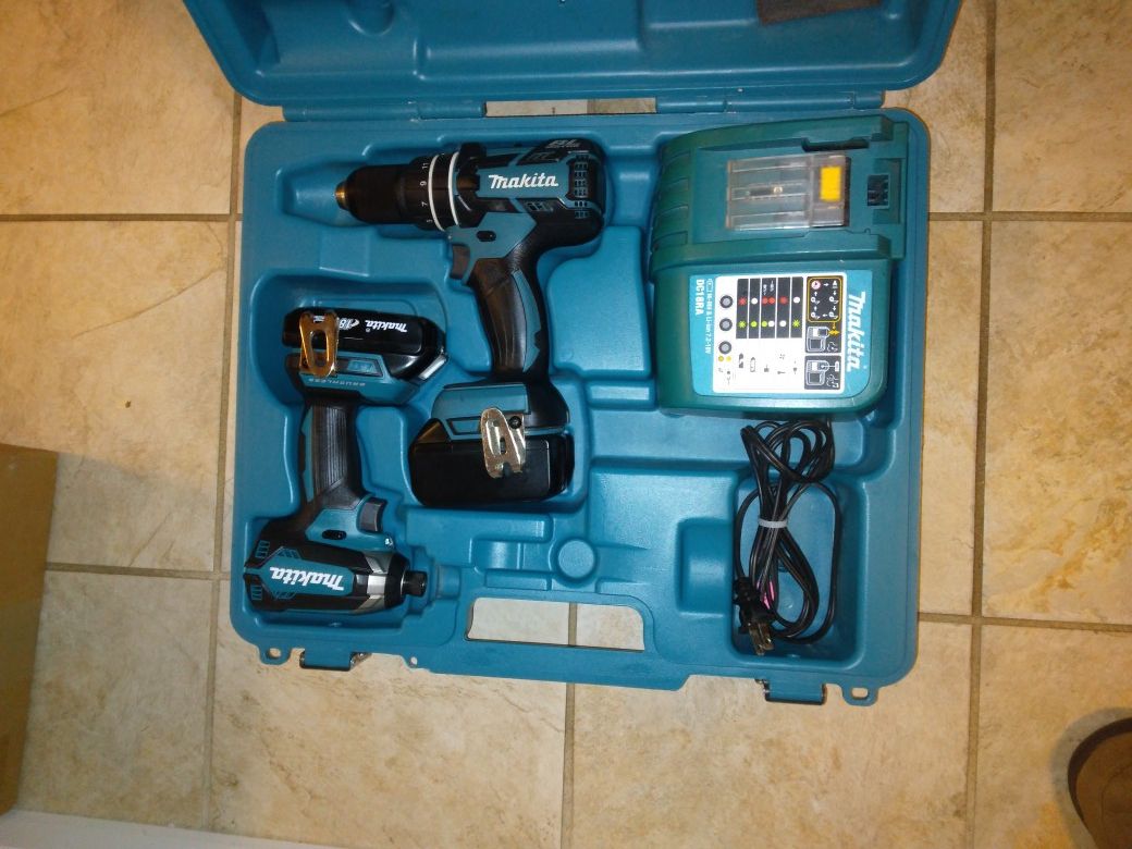 Makita 18 Volt Brushless Hammer Drill And Impact Driver Combo Kit With Batteries Charger And Hard Shell Case