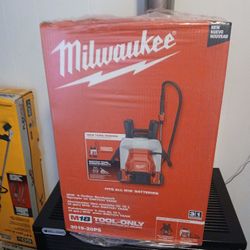 Milwaukee M18 Backpack Sprayer