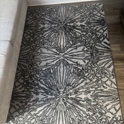 7’x5’ Area Rug