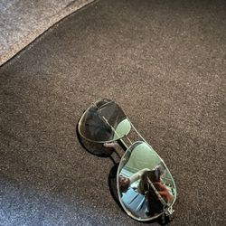 Ferragamo Sunglasses 