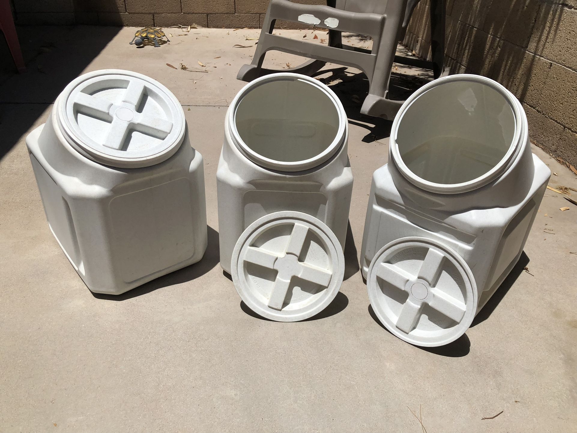 Vital Vaults-Dog Food Containers