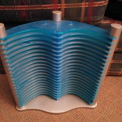 Atlantic 40 cd holder blue curved acrylic