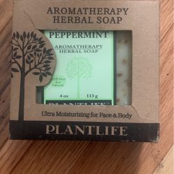 Aromatherapy herbal soap