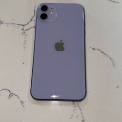 Simply Purple iPhone 11 64 GB