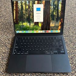 2022 Apple MacBook Air 13" - Apple M2 Chip - 8gb 256gb 