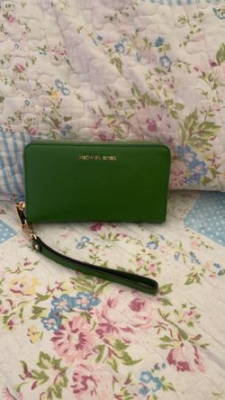 Michael Kors wristlet new