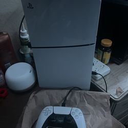 PS5 Slim Digital w controller and Headset