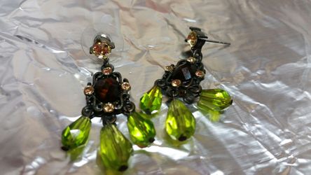 Earings