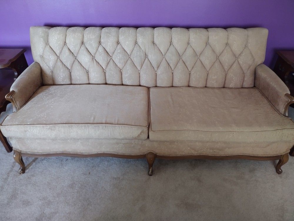 Antique Style Living Room Set