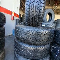Vendo Un Set De Llantas Usadas DUNLOP  265/70R17  CON 90% DE VIDA LAS 4 INSTALADAS Y BALANSIADAS 