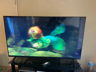 70 inch Roku ( practically brand new)