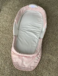 Baby Delight Snuggle Nest