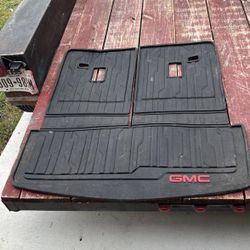 2021 GMC Acadia Weather tech Floor mats
