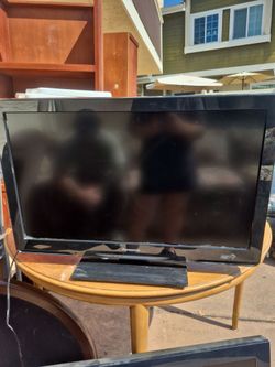 Panasonic 31 inch tv flat screen with stand