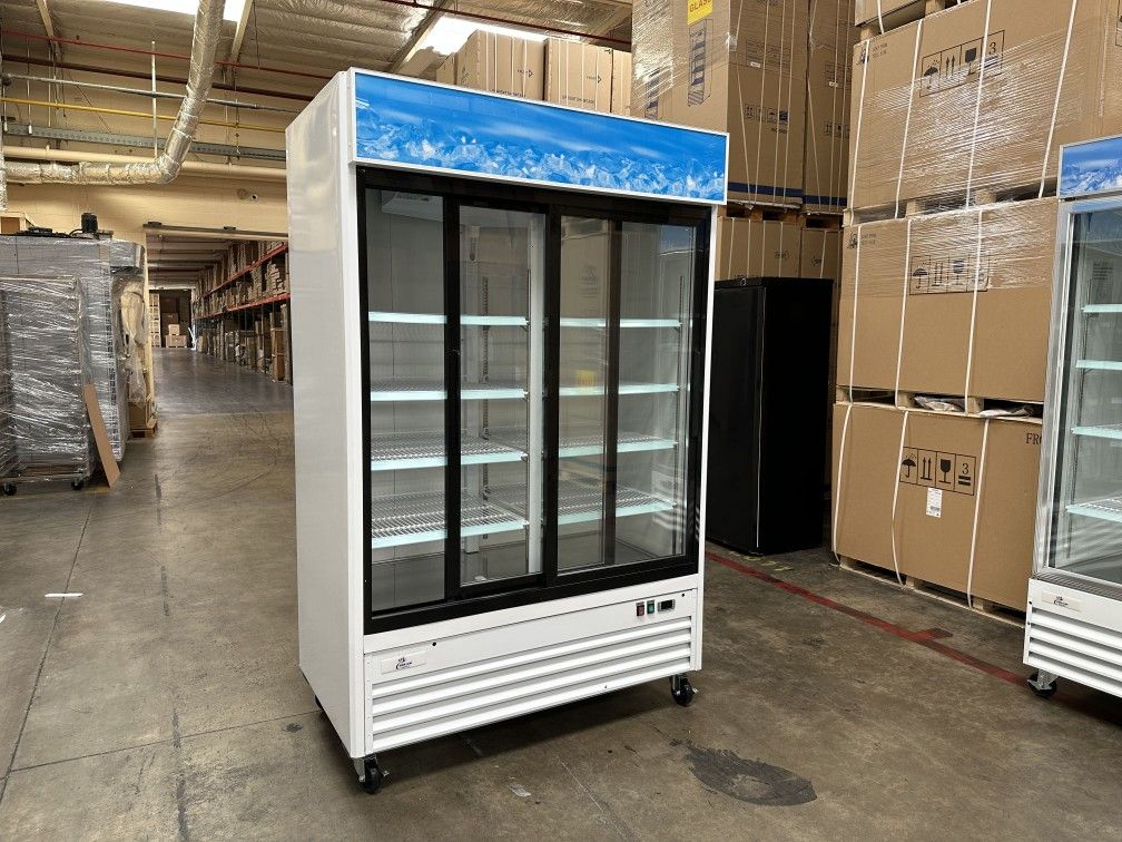 NSF Two glass door refrigerator G1.2YBM2F slide

