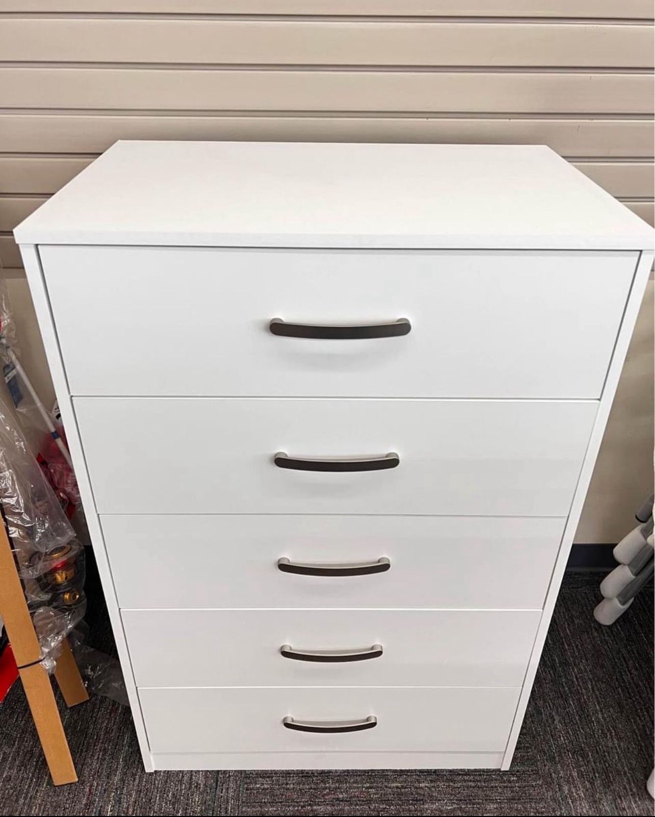 Dresser 5 Drawers White Dresser, Vertical Dresser with Metal Handles for Bedroom Living Room, New in Box