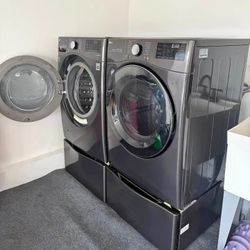 LG Washer And Dryer Set