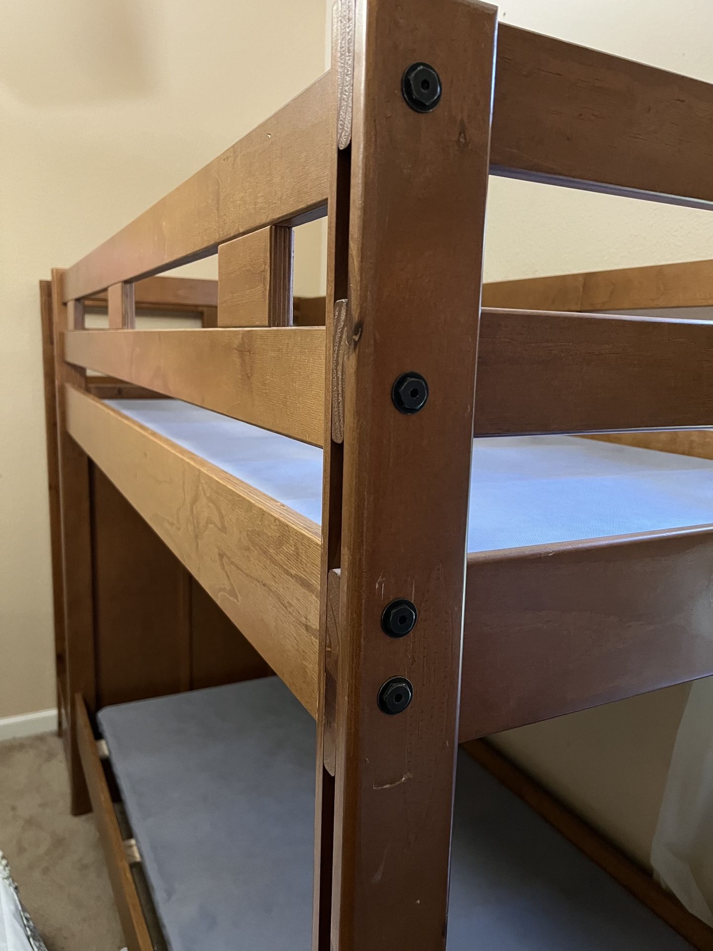 Bunk bed
