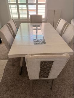 Dinning table