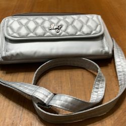 Lug Silver Shoulder Wallet