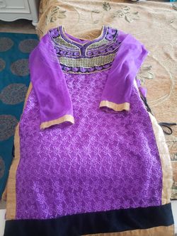 Used dress about 7,8 years old girl dress