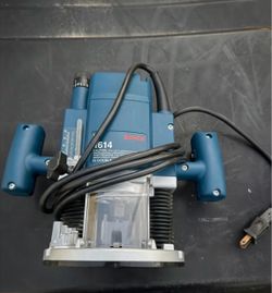 Bosch 1614 Plunge Router with bit