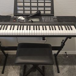 Donner 61-kep keyboard  w/ stand and seat