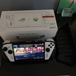 Asus Rog Xbox Ally with Steam OS Installed 