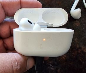 Airpod pros (left only)