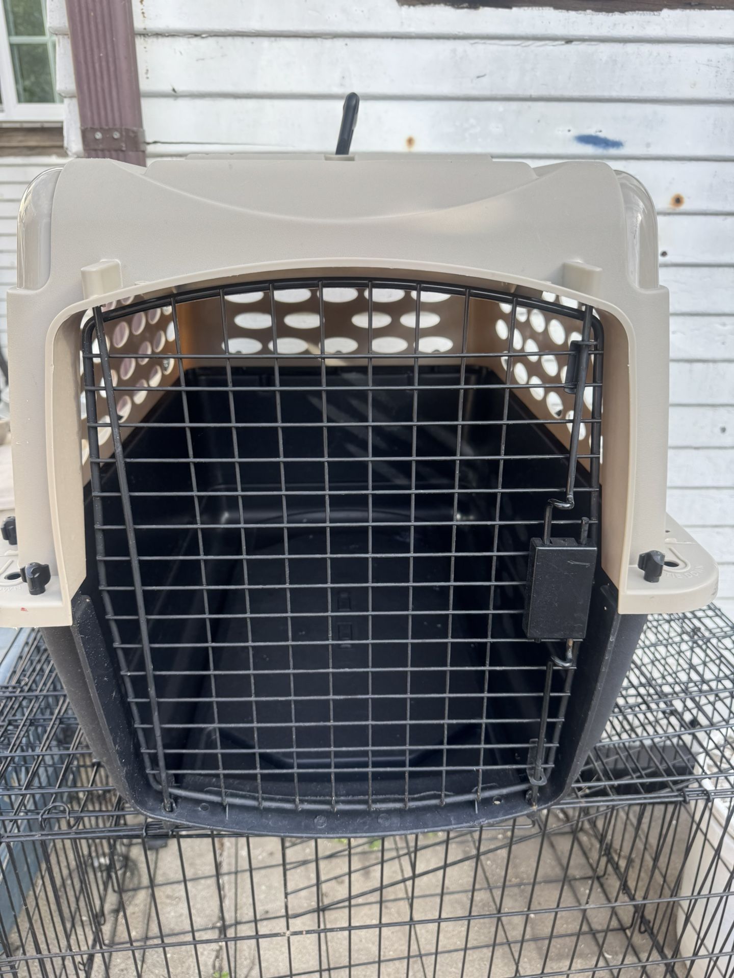 Medium Dog Crate