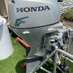 Honda 20hp Outboard For Parts Or Repair 