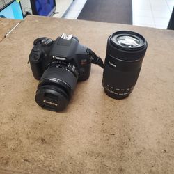 Canon EOS Rebel T7 w/ 18-55 & 55-250mm Camera