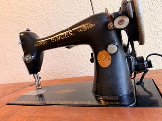 Vintage Singer Sewing Machine