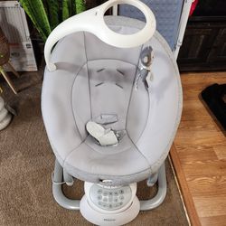 Graco Soothe My Way Baby Swing/rocker