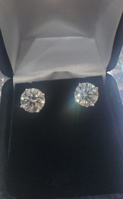 Lap Diamonds Earing