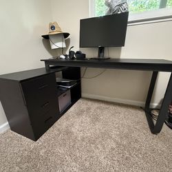 Reversible L-Shaped desk.