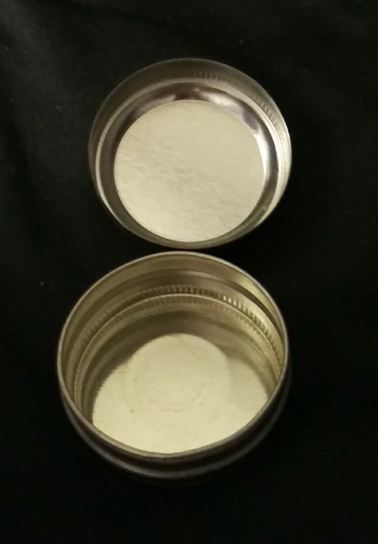 Mc Chrystal's 1926 Snuff Can