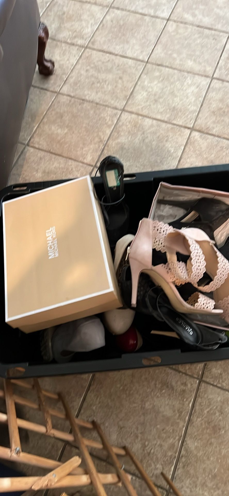Women’s Shoes