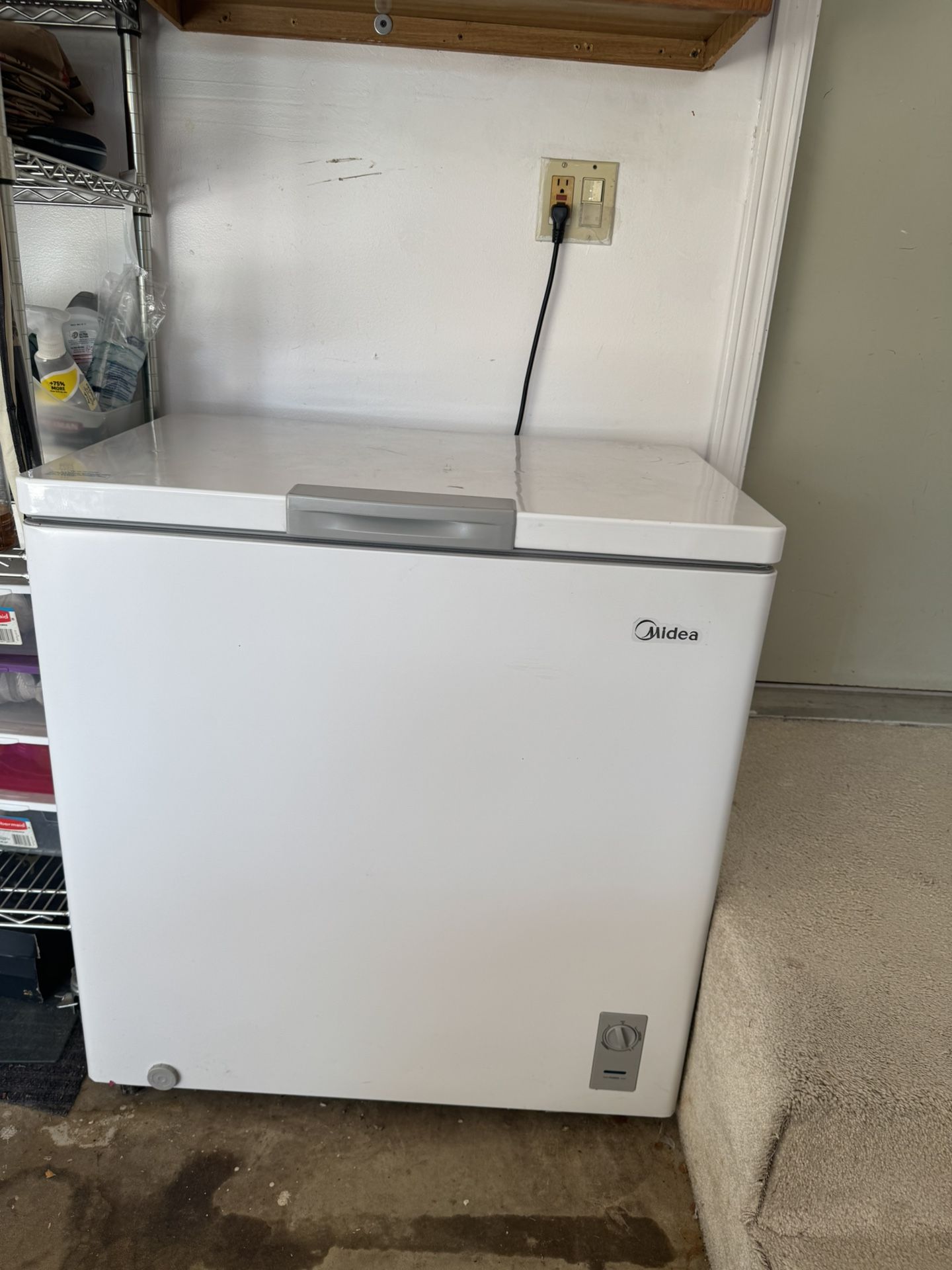 Midea Freezer