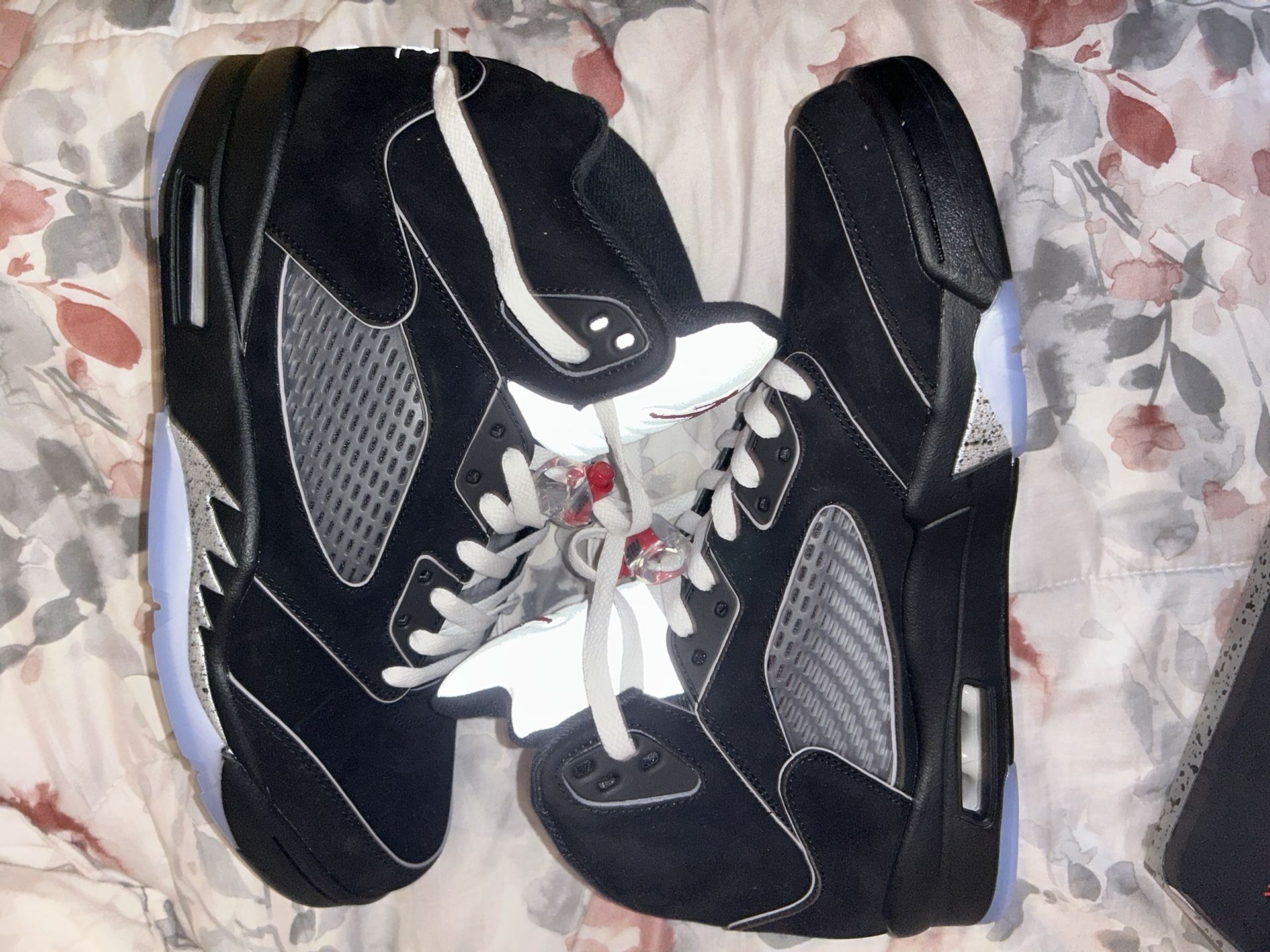 Jordan 5 Retro OG Black Metallic Reimagined Size 12 NEW