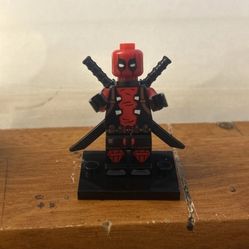 LEGO Deadpool minifigure Marvel