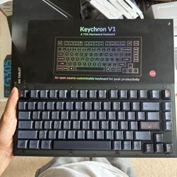 Keychron V1 Keyboard