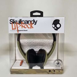 Brand New - Skullcandy Supreme Sound Uprock Mic Headphone in Camouflage