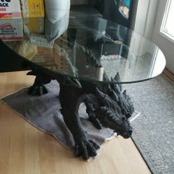 Dragon Table