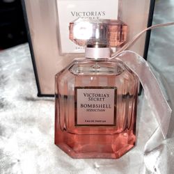 Victoria Secret Bombshell 