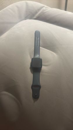 Apple Watch SE (2nd Gen) 44mm