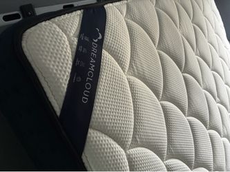 Queen mattress