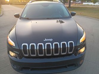 Jeep Cherokee SUV – Black2016
